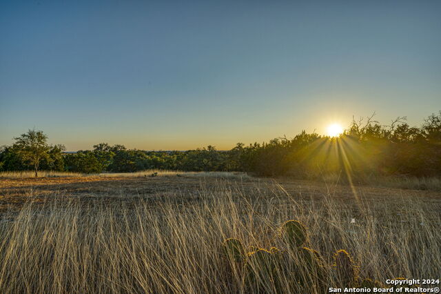 Image 7 of 50 For 1700 Cattlemans Crossing