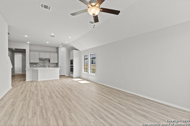 Image 11 of 24 For 283 Ainslie Street W