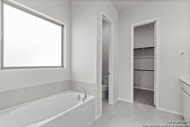 Image 14 of 24 For 283 Ainslie Street W