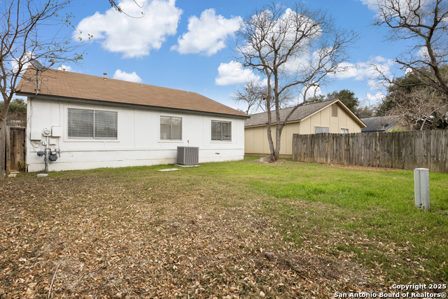 Listing photo id 18 for 7335 Hardesty