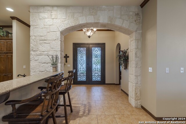 Listing photo id 0 for 3801-15 Club House Rd 15