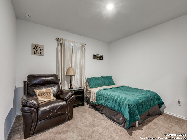 Listing photo id 18 for 6942 Celestial Cove