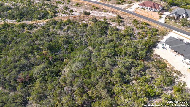 Listing photo id 13 for Pr 2771 Unit 1 Lot 7