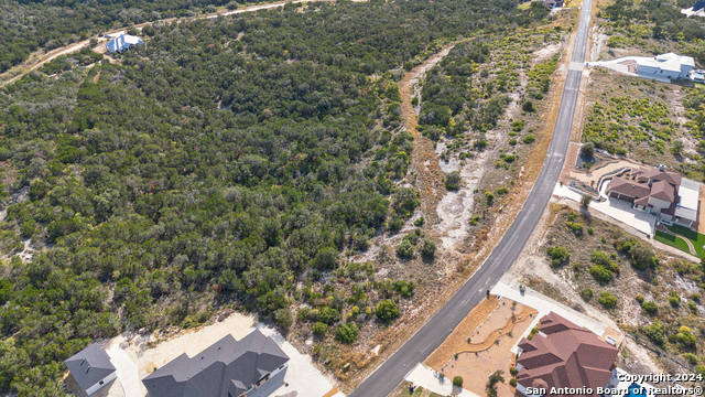 Listing photo id 14 for Pr 2771 Unit 1 Lot 7