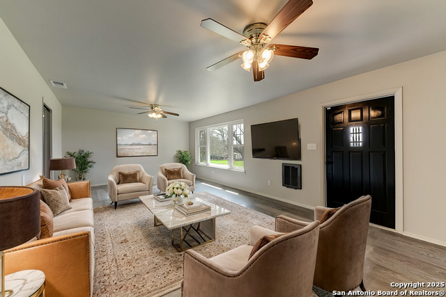 Listing photo id 2 for 3534 Us Highway 90a