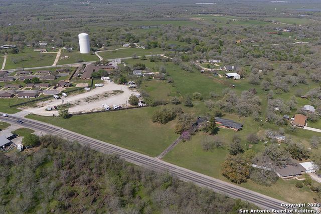 Listing photo id 47 for 3534 Us Highway 90a