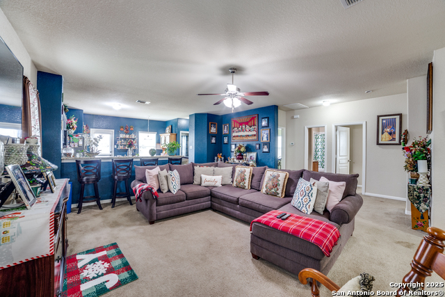 Listing photo id 10 for 3115 Saylers Creek