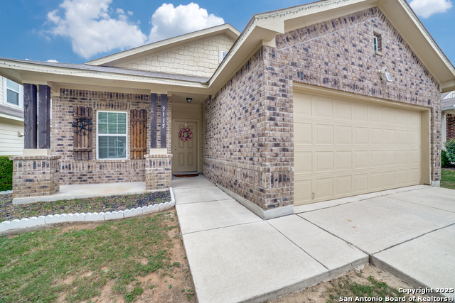 Listing photo id 0 for 3115 Saylers Creek