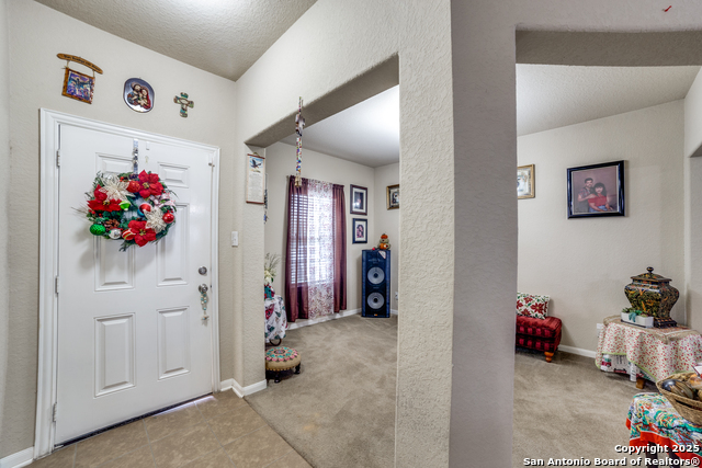 Listing photo id 2 for 3115 Saylers Creek