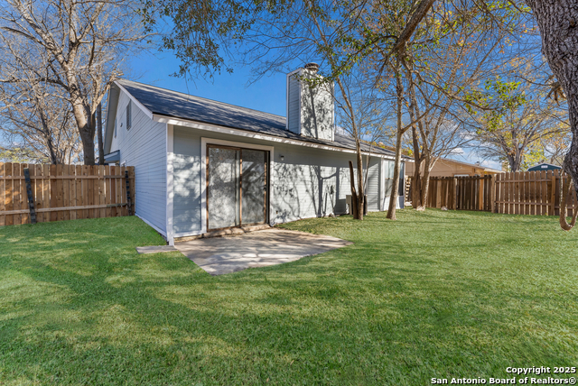 Listing photo id 26 for 9735 Misty Ash Dr