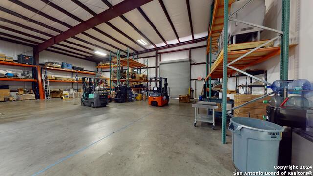 Listing photo id 20 for 20121 Park Row Dr