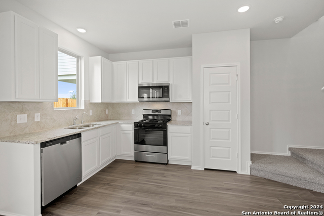 Image 7 of 17 For 4906 Sandstone Way