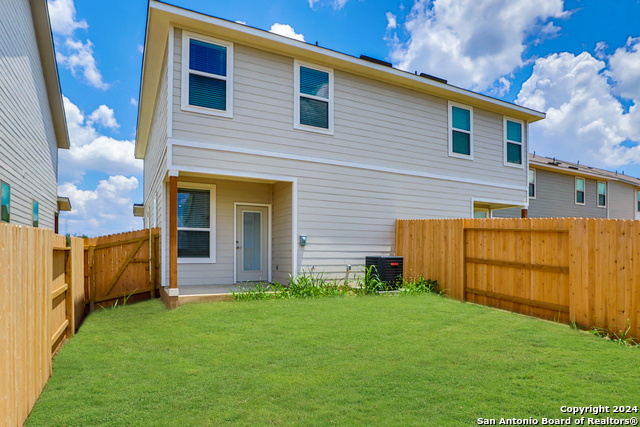 Image 16 of 16 For 10224 Eaglewood Nook  101