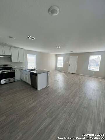 Image 5 of 15 For 7378 Cultivator Way