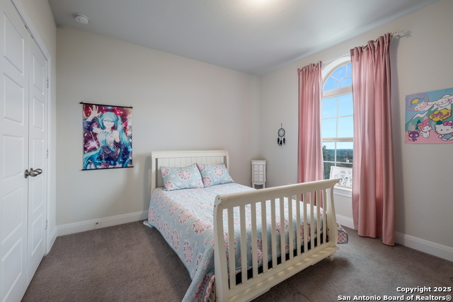 Listing photo id 22 for 1123 Midnight Dr