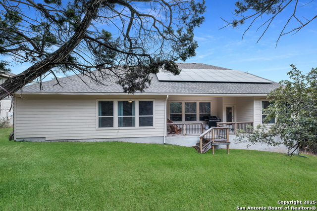 Listing photo id 27 for 1123 Midnight Dr