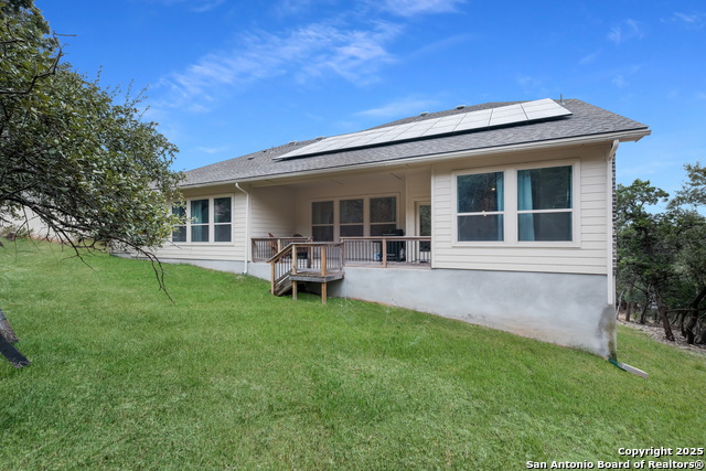 Listing photo id 28 for 1123 Midnight Dr