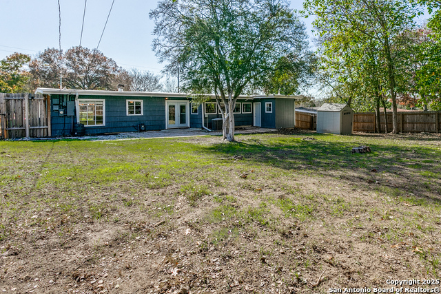 Listing photo id 23 for 727 Rittiman Rd