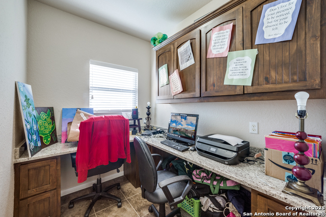 Listing photo id 21 for 16371 Borregas Road