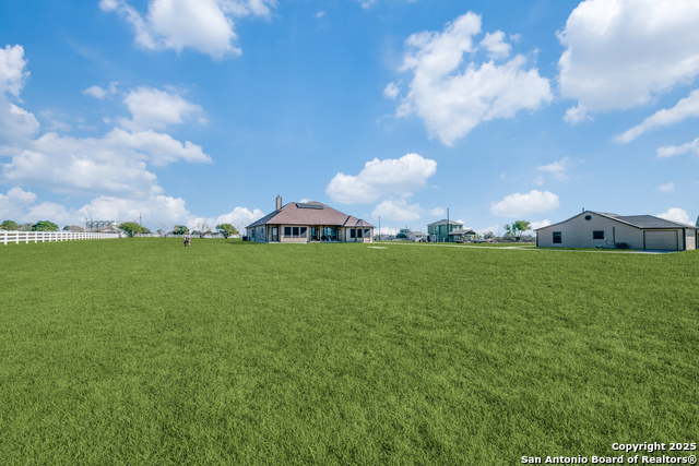 Listing photo id 31 for 16371 Borregas Road