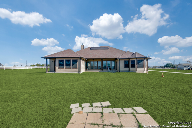 Listing photo id 32 for 16371 Borregas Road