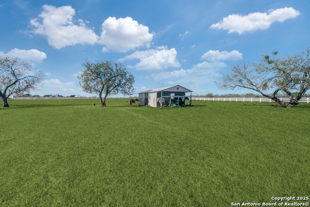 Listing photo id 34 for 16371 Borregas Road