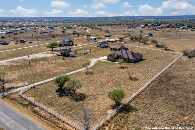 Listing photo id 35 for 16371 Borregas Road