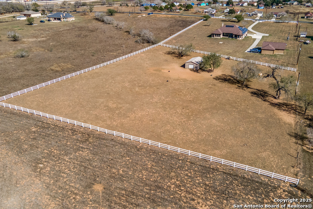 Listing photo id 37 for 16371 Borregas Road