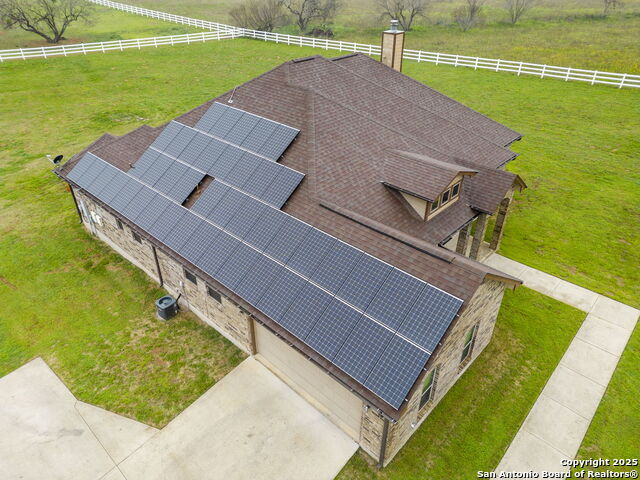 Listing photo id 44 for 16371 Borregas Road