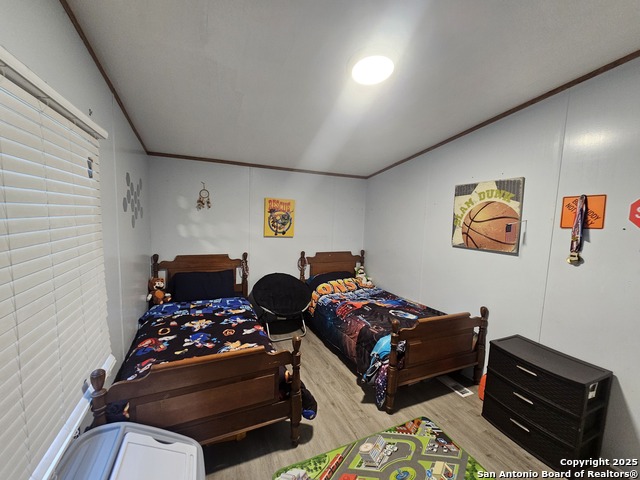 Listing photo id 20 for 112 Royal Crest Circle