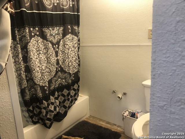 Image 8 of 21 For 446 Blue Bonnet St