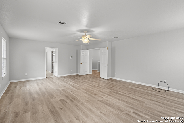 Image 33 of 46 For 21111 Cape Coral