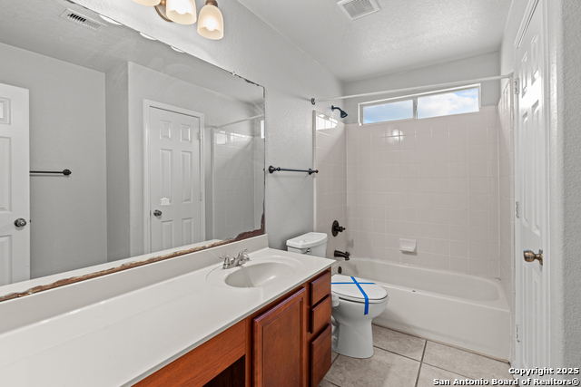 Image 40 of 46 For 21111 Cape Coral