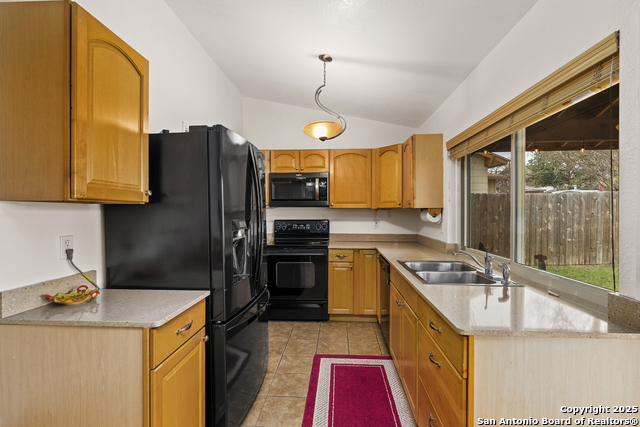 Image 14 of 32 For 8319 Brookline