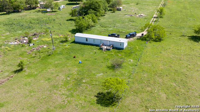 Listing photo id 27 for 312 County Road 1295b