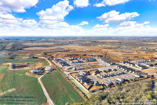 Listing photo id 9 for 8630 New Sulphur Springs Rd.