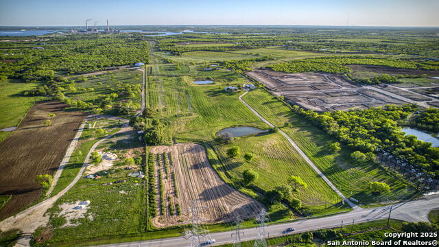 Listing photo id 0 for 8630 New Sulphur Springs Rd.
