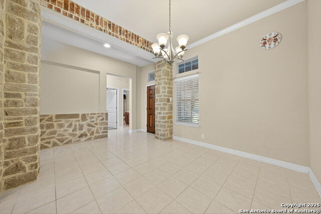 Image 14 of 34 For 29010 Bettina