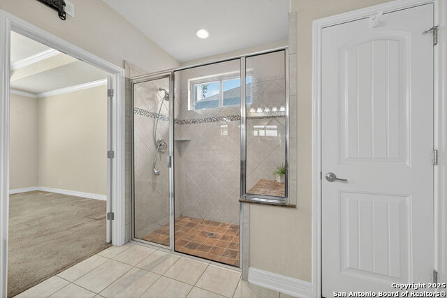 Image 23 of 34 For 29010 Bettina