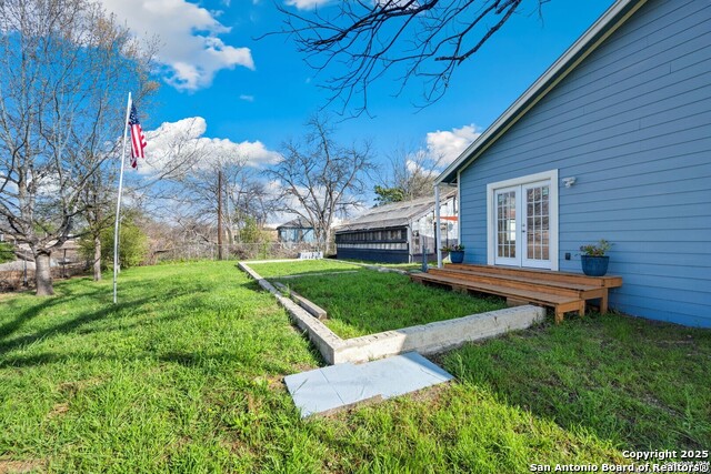 Listing photo id 16 for 231 Mcmullen