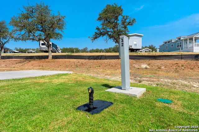 Image 28 of 45 For 5386 #32 Ranch Road 1376