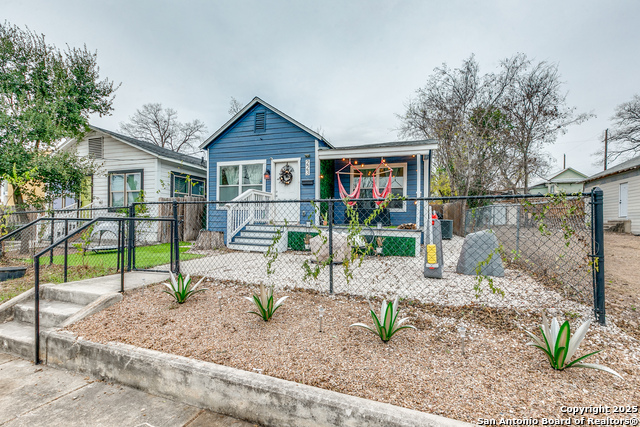 Details for 223 Victor St, San Antonio, TX 78209