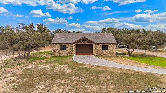 Details for 238 Sabinas Creek Ranch Rd, Boerne, TX 78006