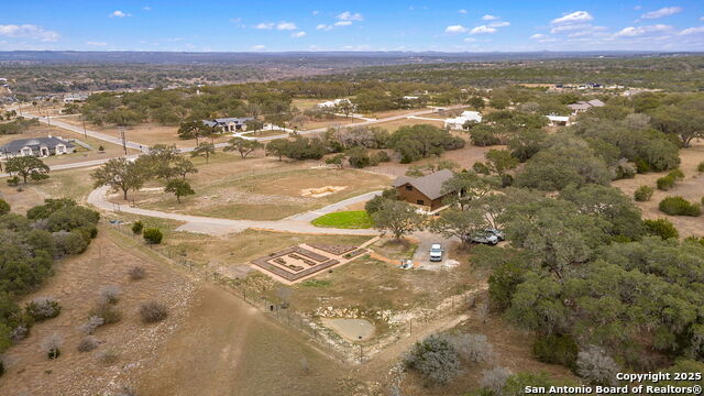 Image 36 of 39 For 238 Sabinas Creek Ranch Rd