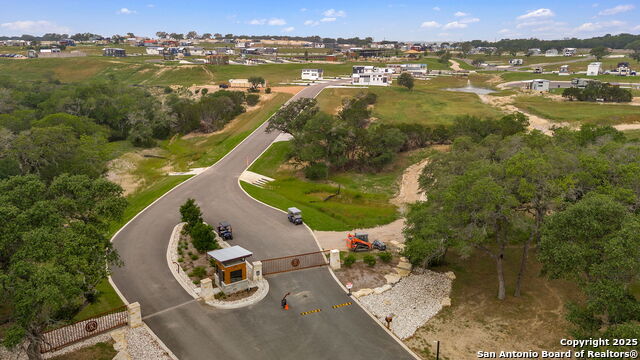 Image 7 of 31 For 5386 Ranch Road 1376 #63