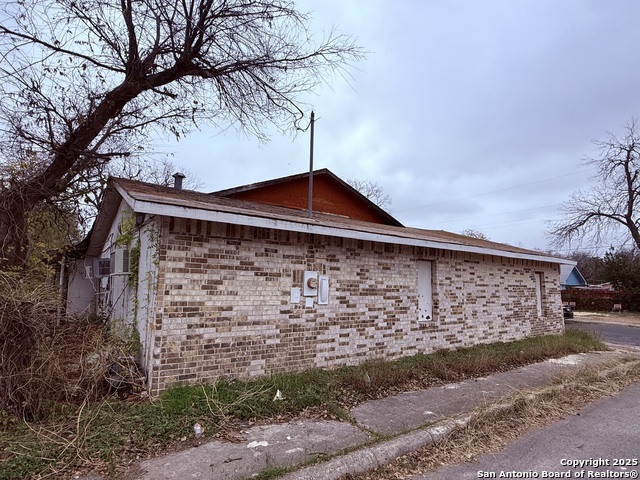 Image 8 of 20 For 5419 Monterey St