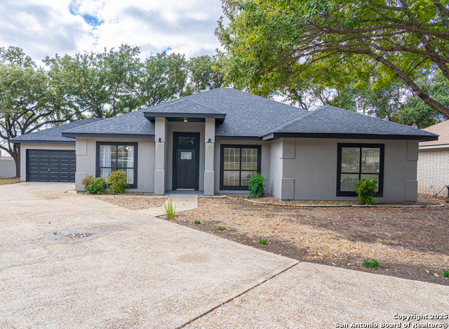 Details for 122 Palm Cir, Castle Hills, TX 78213