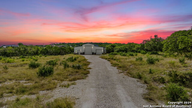 Image 9 of 28 For 37 Sabinas Ridge Rd