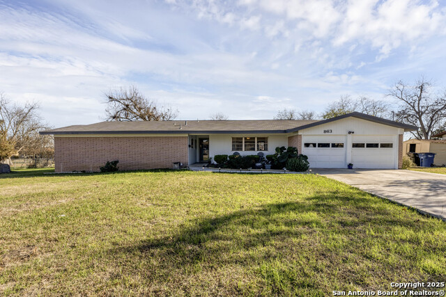 Details for 863 Merriweather St, New Braunfels, TX 78130