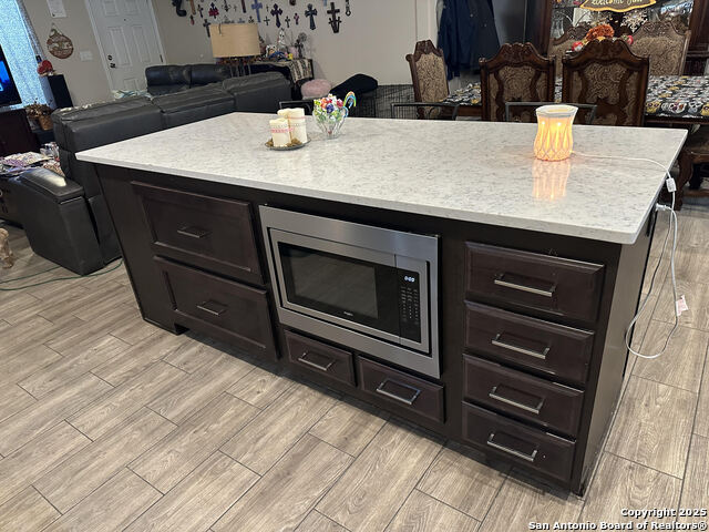 Listing photo id 2 for 7687 County Road 450